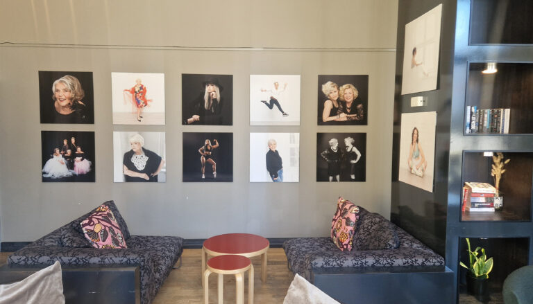 Ihana Nainen Juhlanäyttely